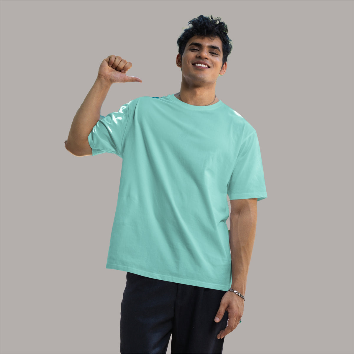 Plain Oversized T-Shirt in Cyan Green – Perfect for layering or wearing alone, offering comfort and style in one.