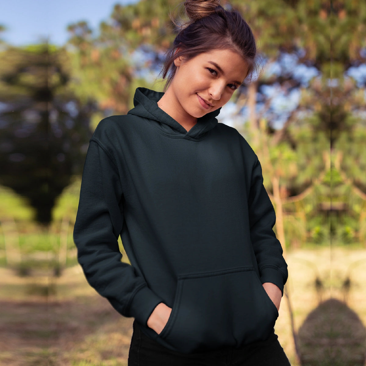 Stay Warm and Stylish with This Dark Blue Oversized Hoodie! Perfect for a cozy and trendy look, this women’s hoodie is a must-have. Shop now!