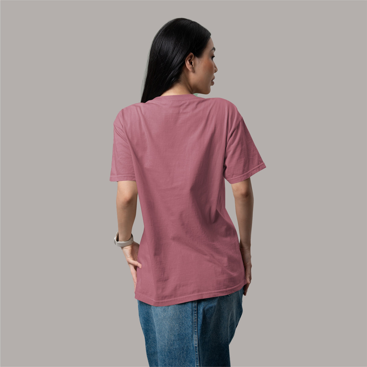 Stay trendy with a Beach Break peach t-shirt, perfect for a relaxed beach look or Goa getaway. Shop today!