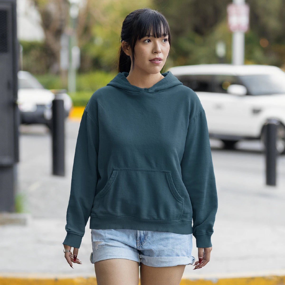 Trendy and Comfortable Teal Green Oversized Hoodie for Women! A must-have for cozy days and stylish outings. Shop now before it’s gone!